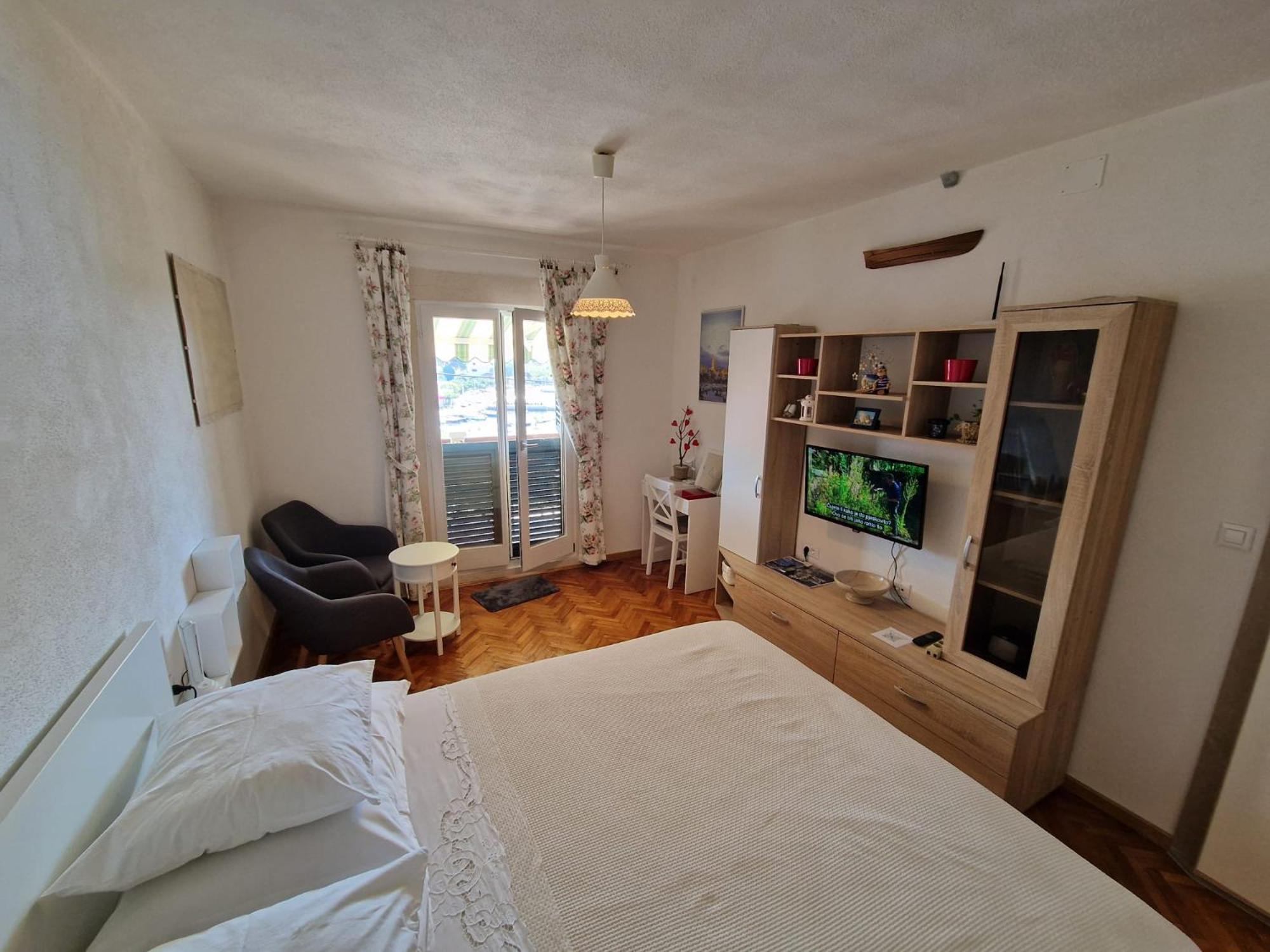 Studio Apartment Riva Sumartin Exterior photo